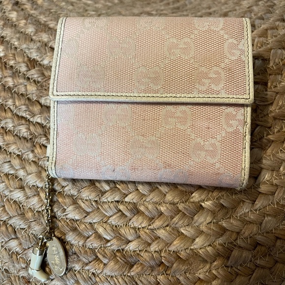 Gucci wallet